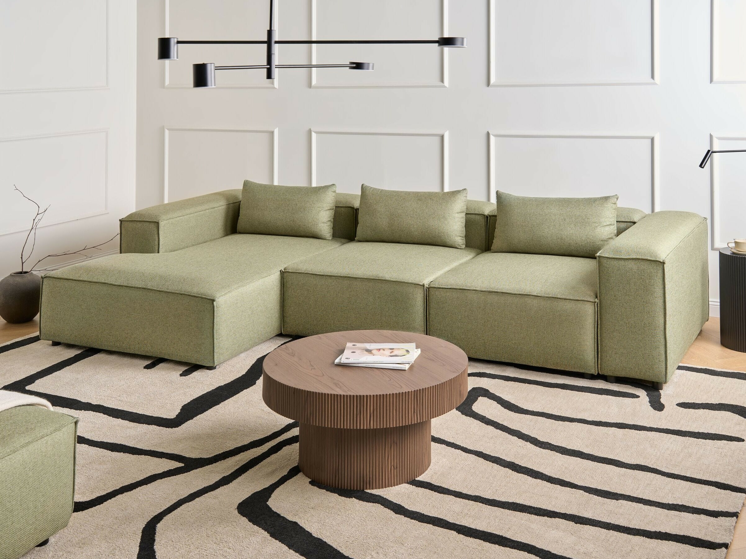 Mööbli kollektsioon Avialu