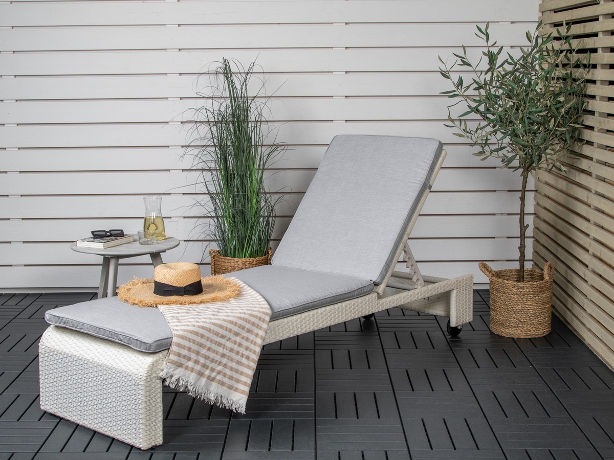 Lamamistool Dallas 771 (Valge + Hall)