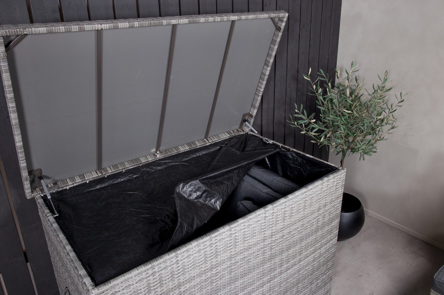 Aia hoiukast Dallas 804 (Hall)