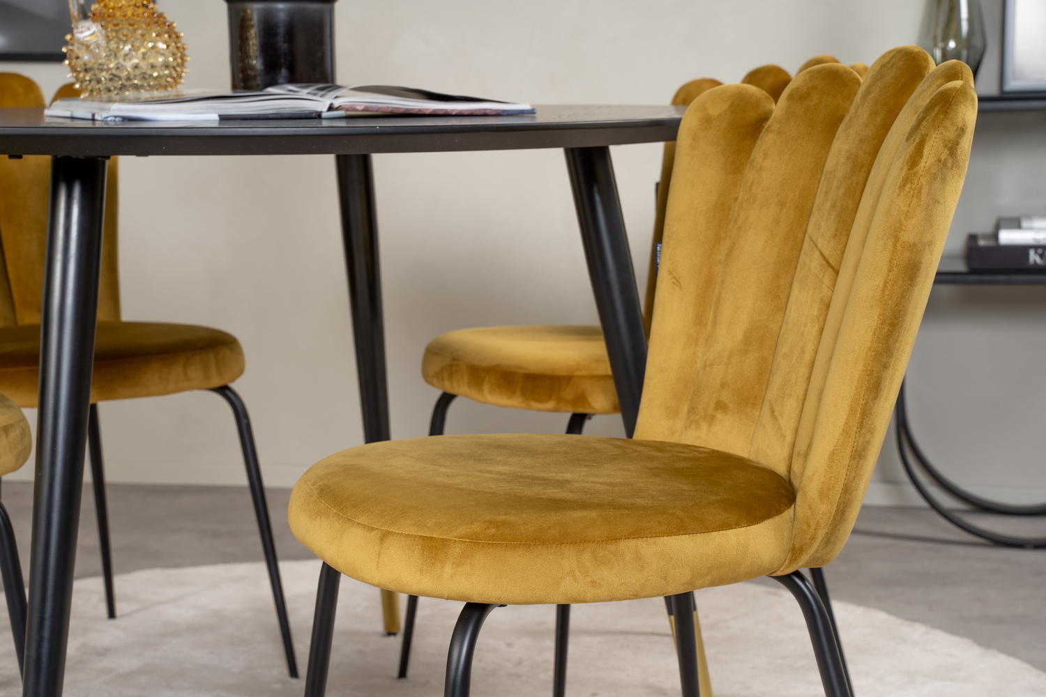 Söögitoakomplekt Dallas 1177 (Kollane + Must)