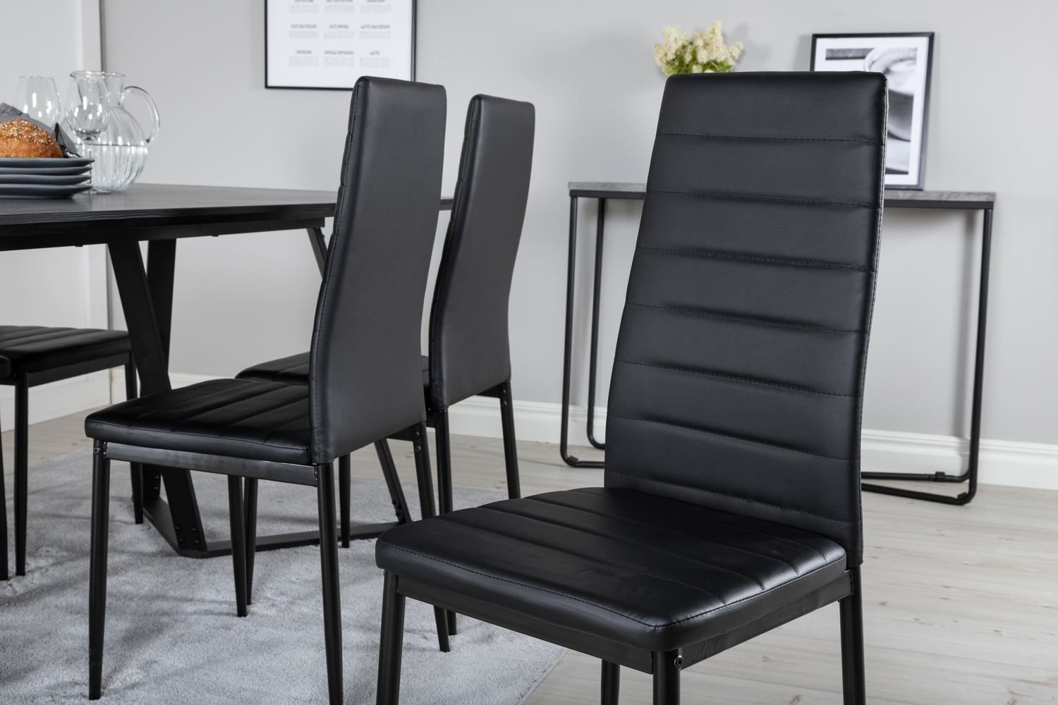 Söögitoakomplekt Dallas 1966