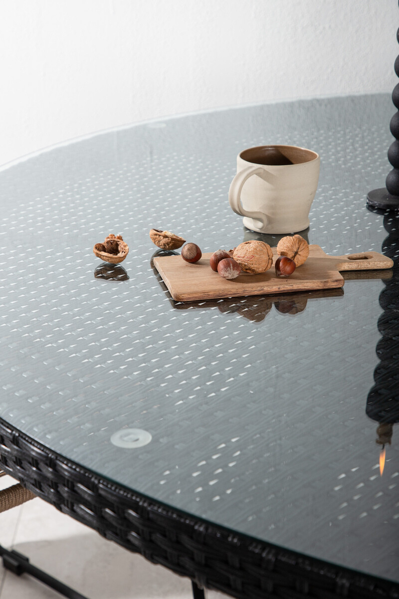 Aialaud Dallas 667 (Must + Hall)