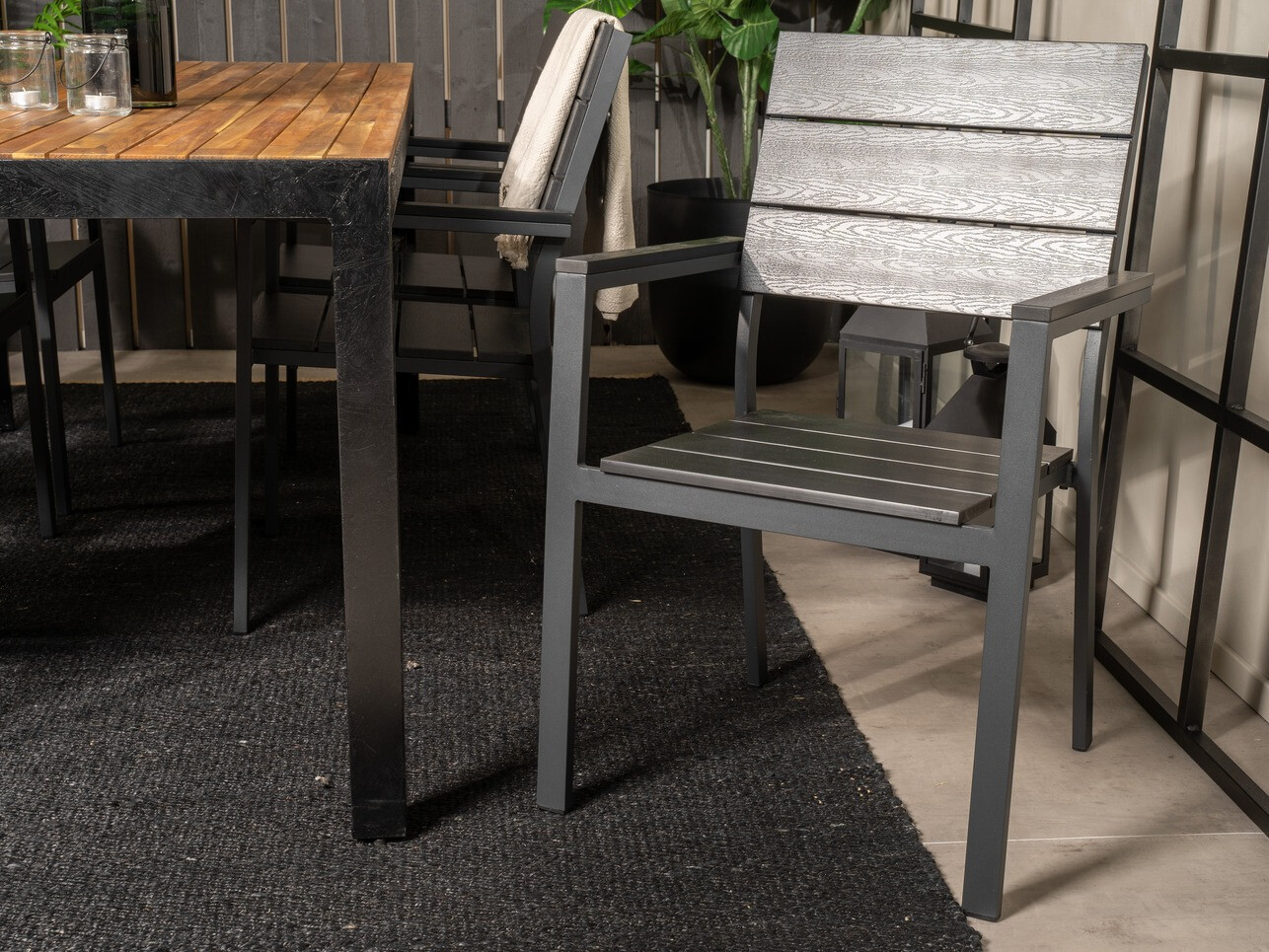 Laua ja toolide komplekt Dallas 587