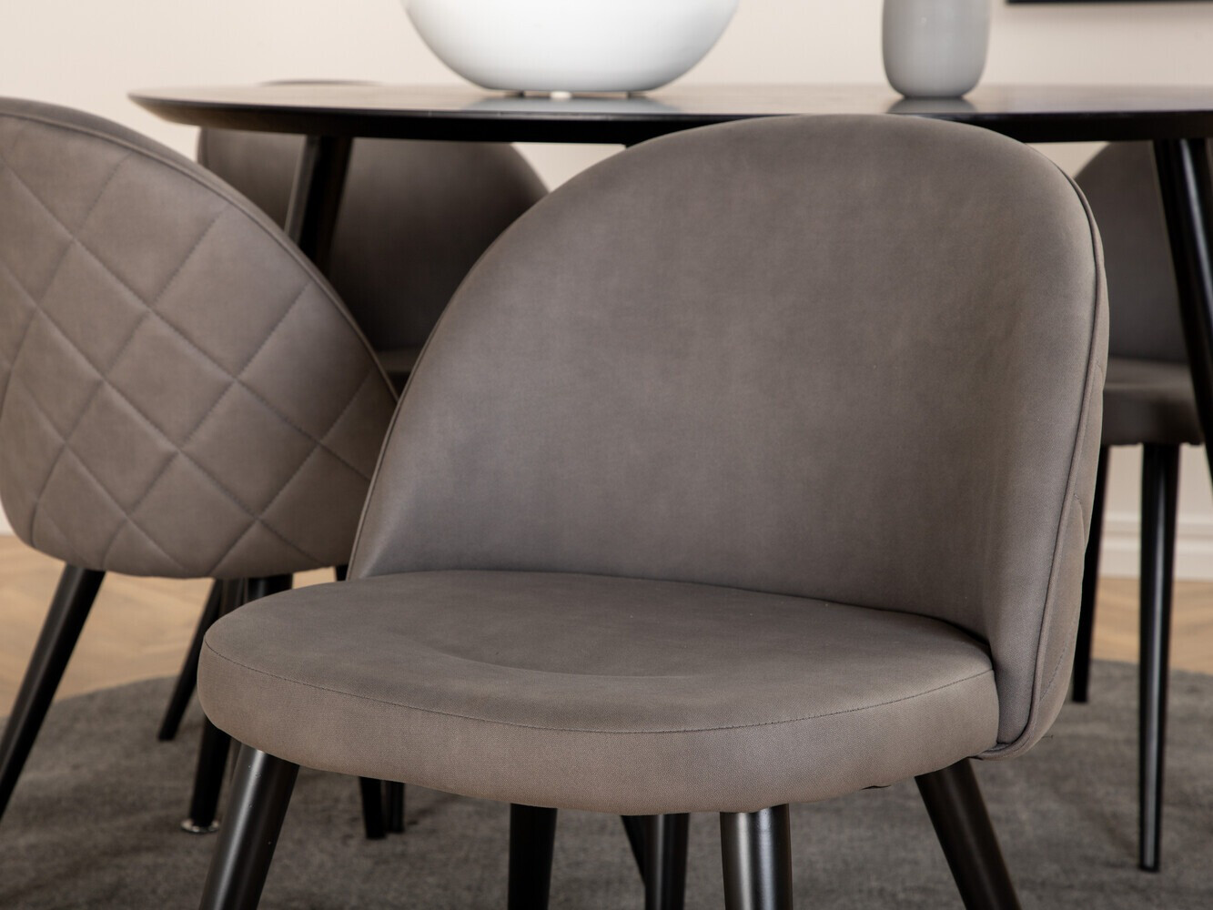 Söögitoakomplekt Dallas 2545 (Hall + Must)