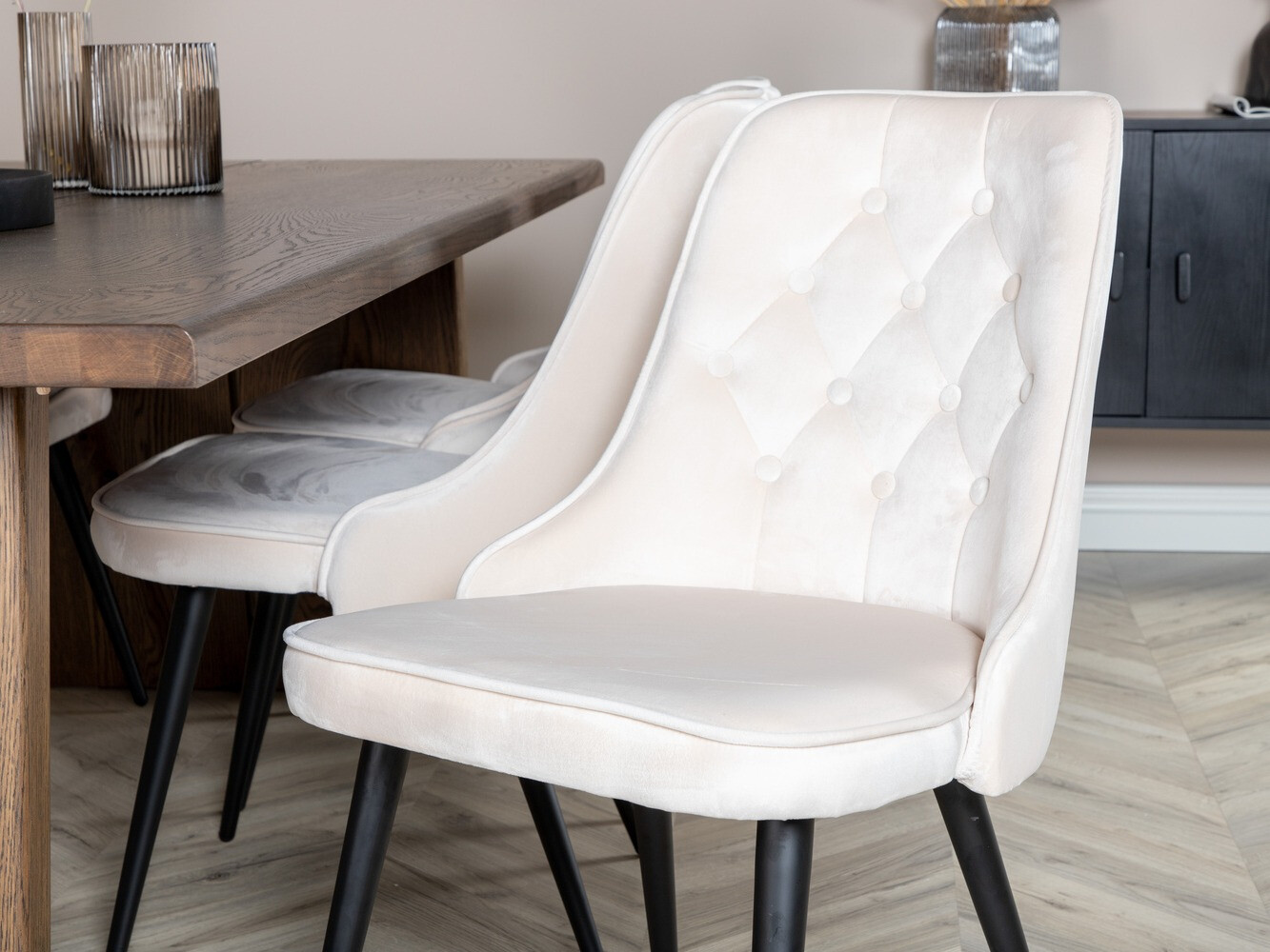 Söögitoakomplekt Dallas 1807 (Must + Beež)