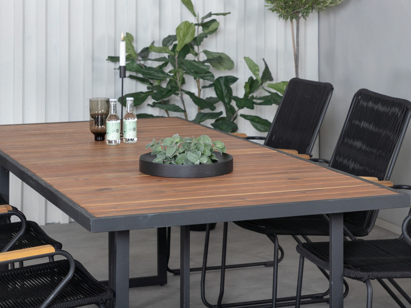 Laua ja toolide komplekt Dallas 2913