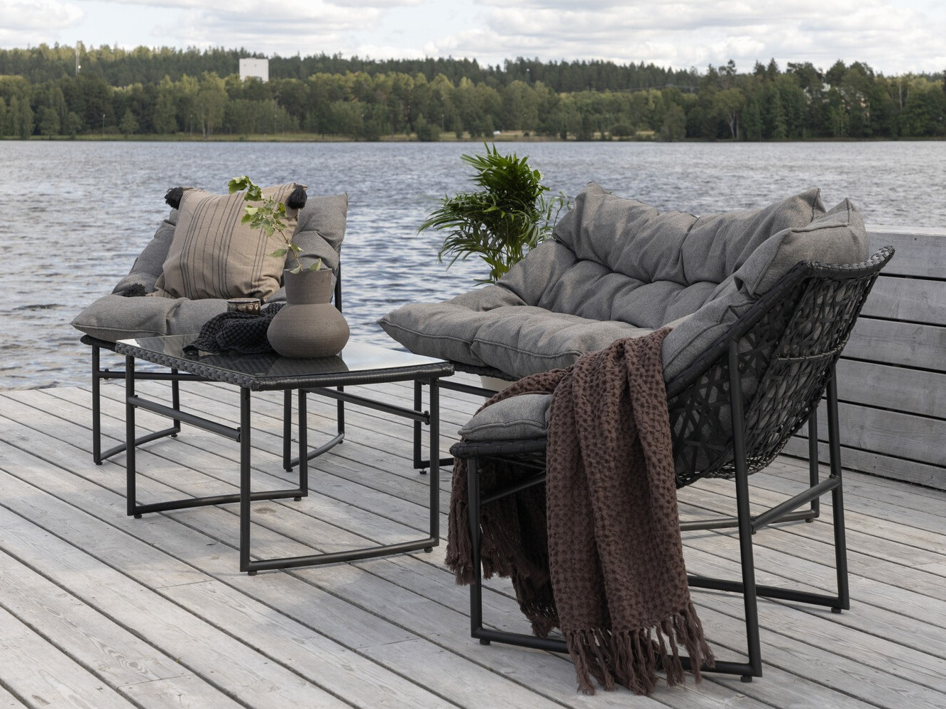 Aiamööblikomplekt Dallas 4732 (Must + Hall)