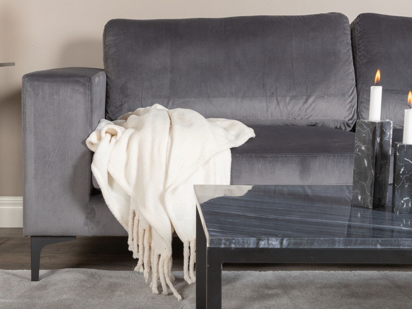 Diivan Dallas 2910 (Tumehall + Must)