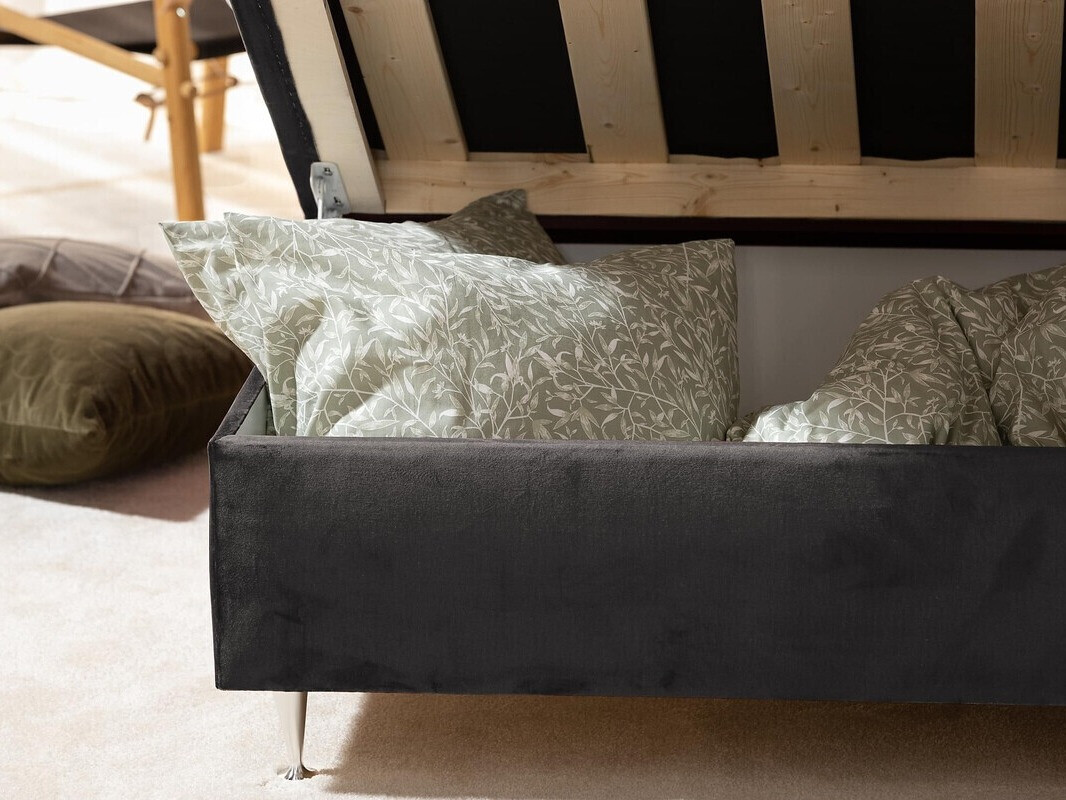 Kontinentaalvoodi Seattle 136 (Monolith 92)