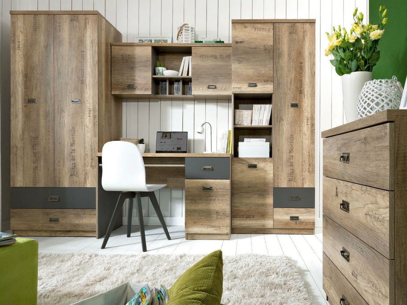 Riidekapp Odeveni 103