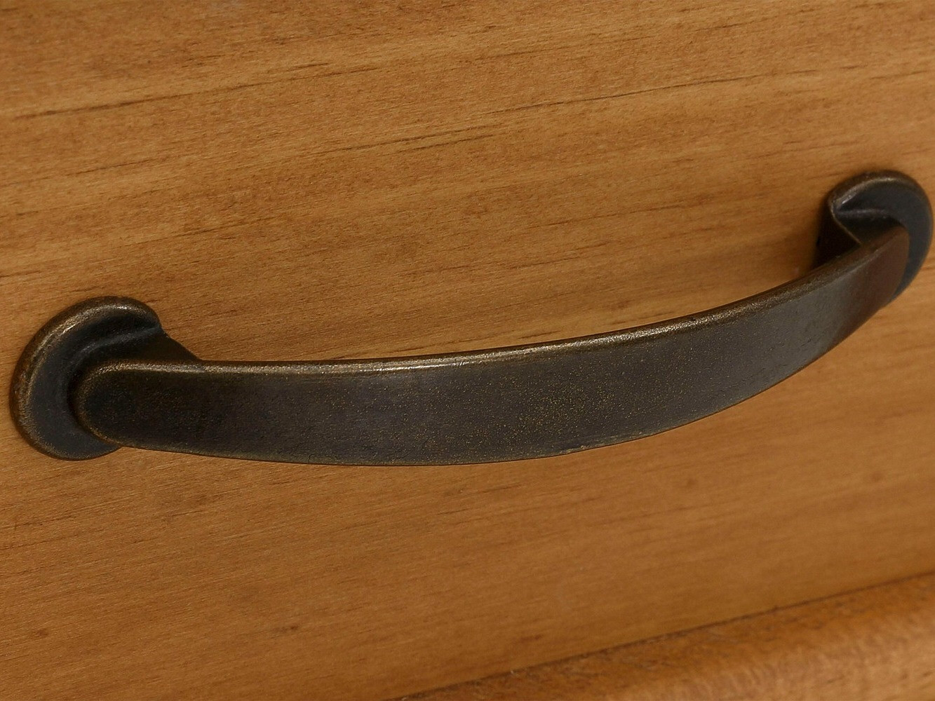 Kummut Tolelio 100 (Valge + Mänd)