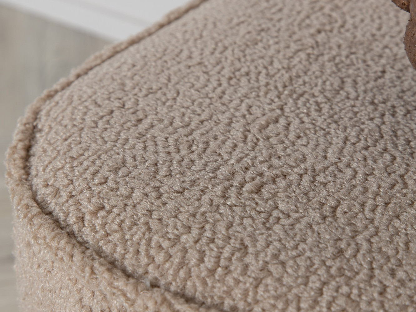 Tumba Dallas 2944 (Beež)