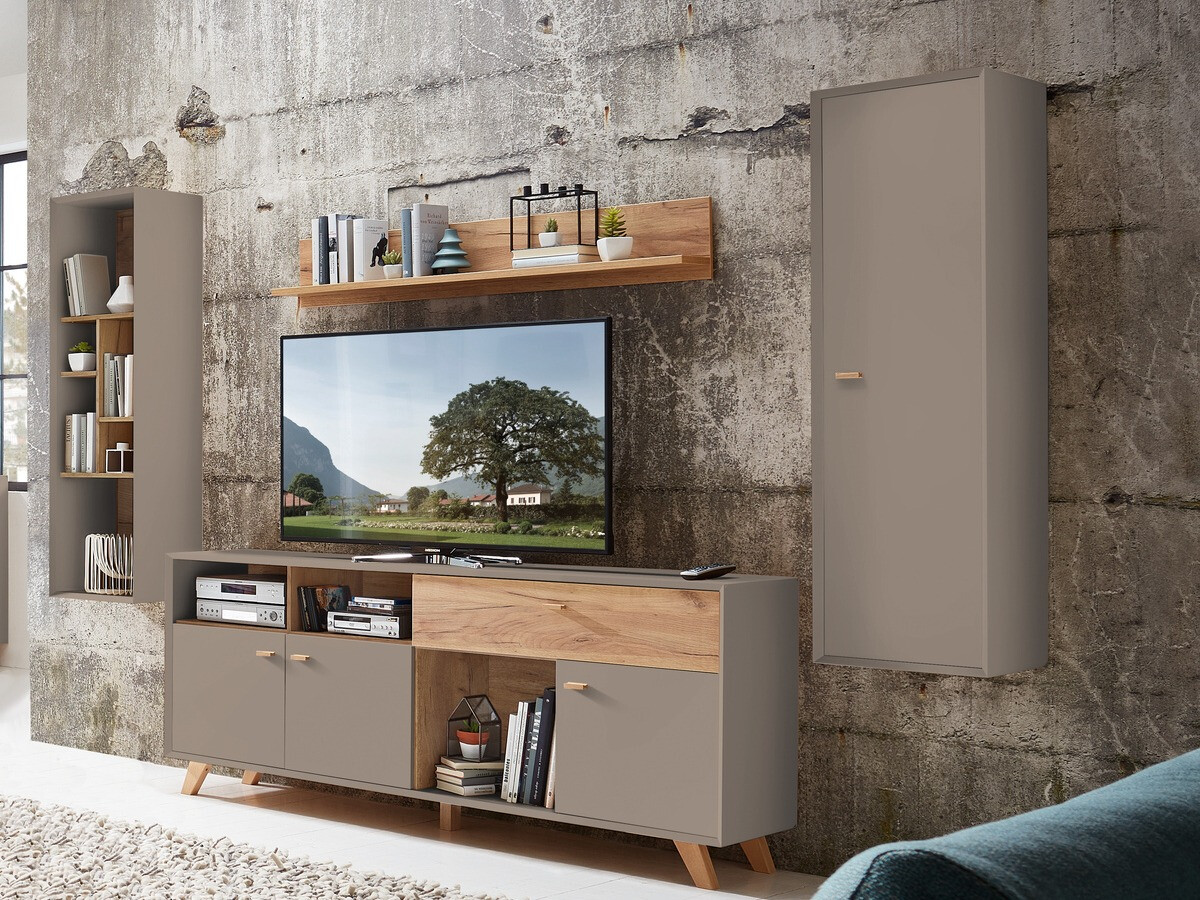 Seinariiul Sacramento 504 (Hall + Navarra tamm)