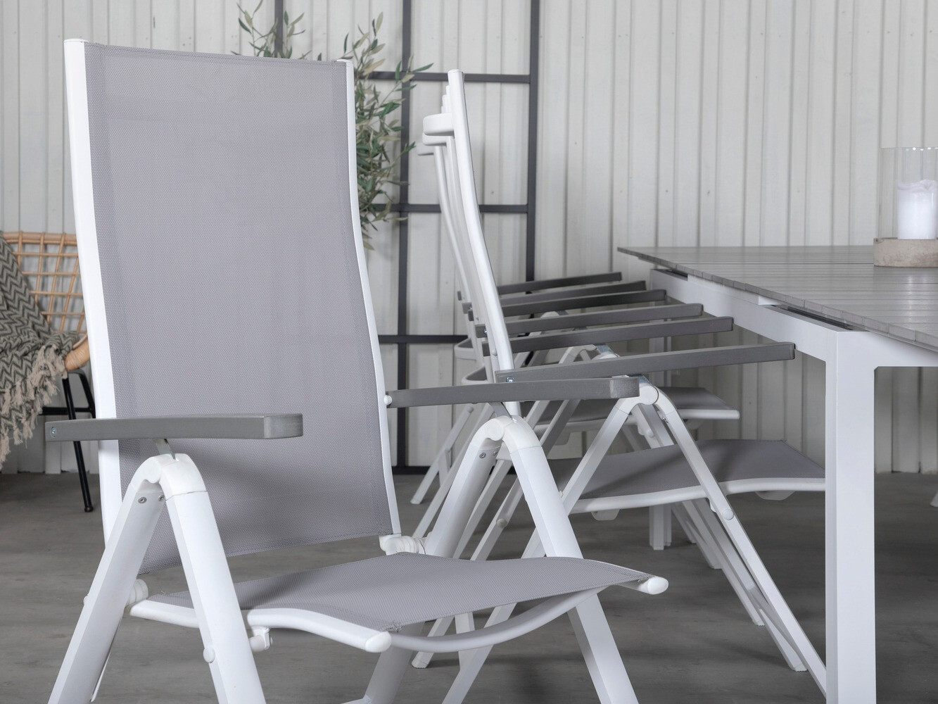 Laua ja toolide komplekt Dallas 703