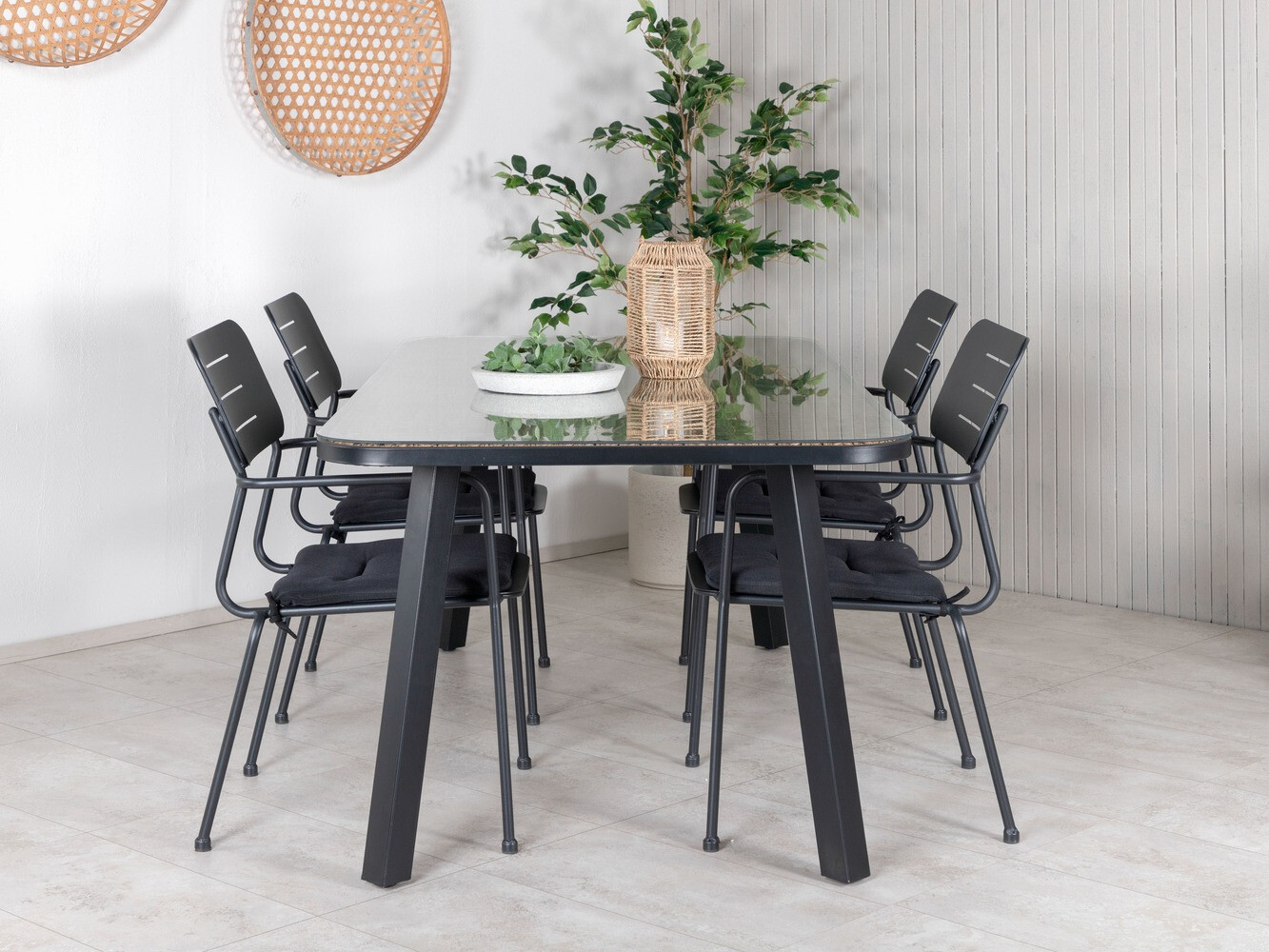 Laua ja toolide komplekt Dallas 2147