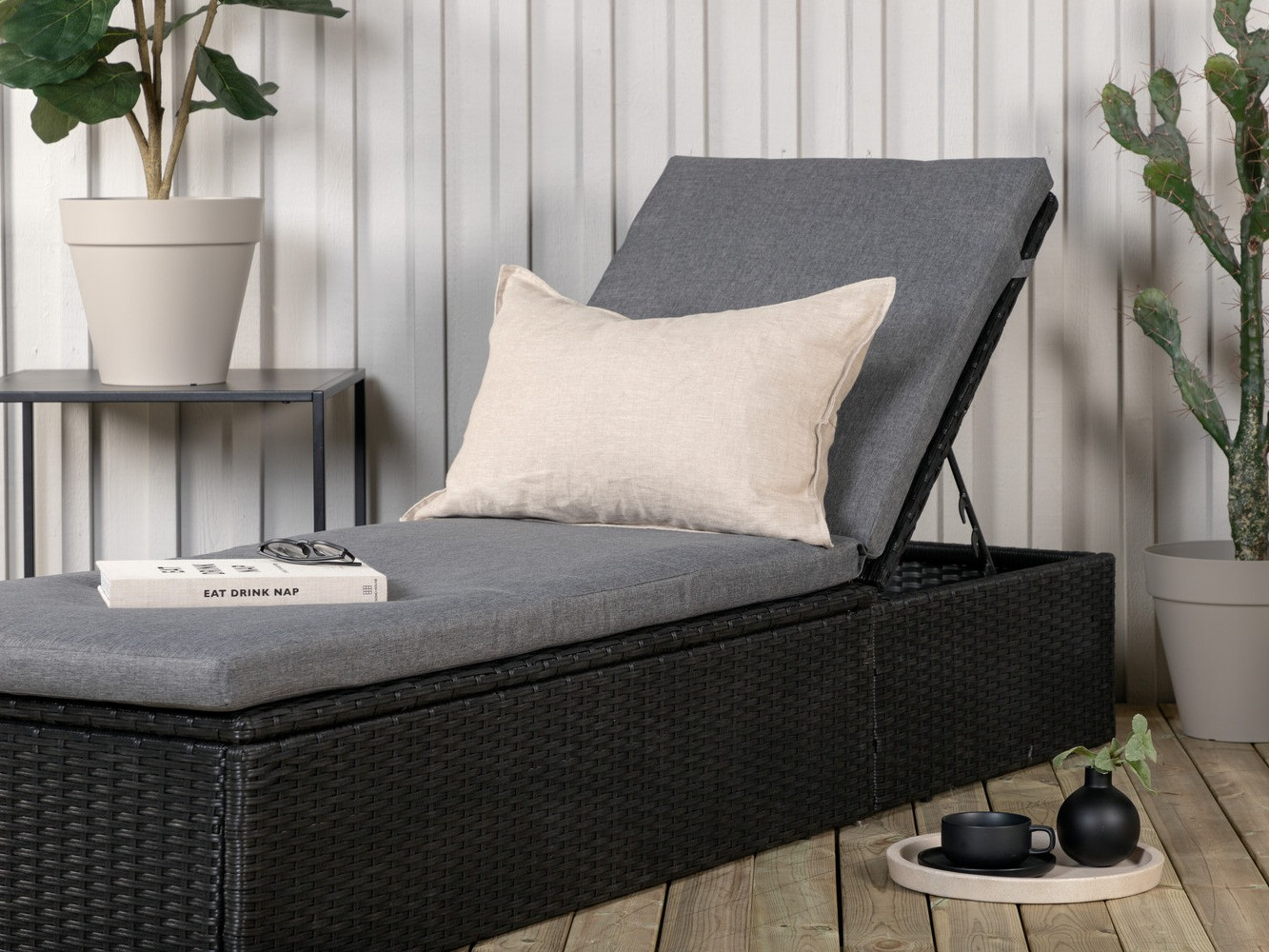 Lamamistool Dallas 2317