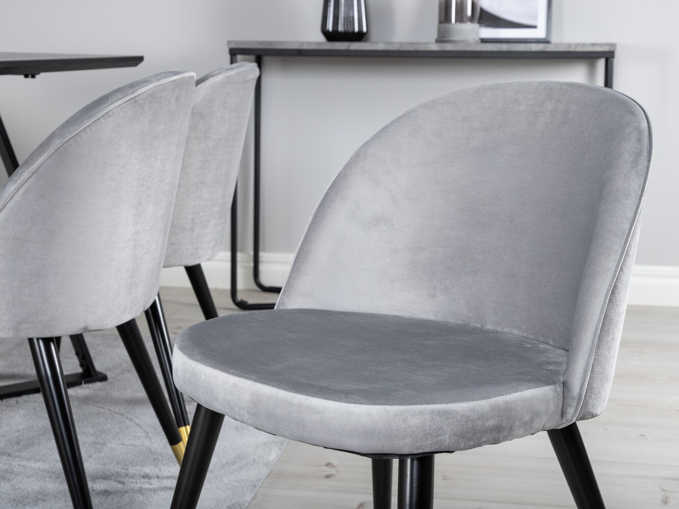 Söögitoakomplekt Dallas 1583 (Hall + Must)