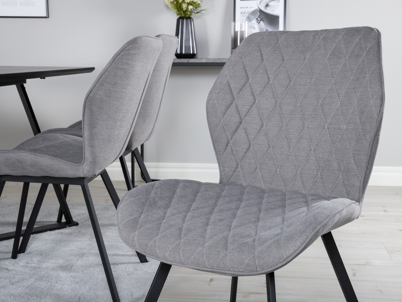 Söögitoakomplekt Dallas 1685 (Hall + Must)