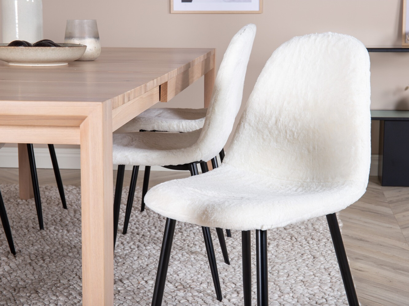 Söögitoakomplekt Dallas 2022