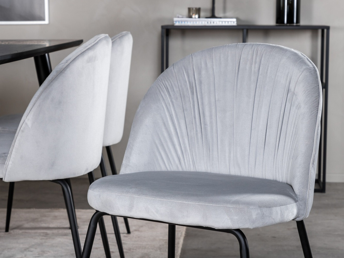 Söögitoakomplekt Dallas 2600 (Must)