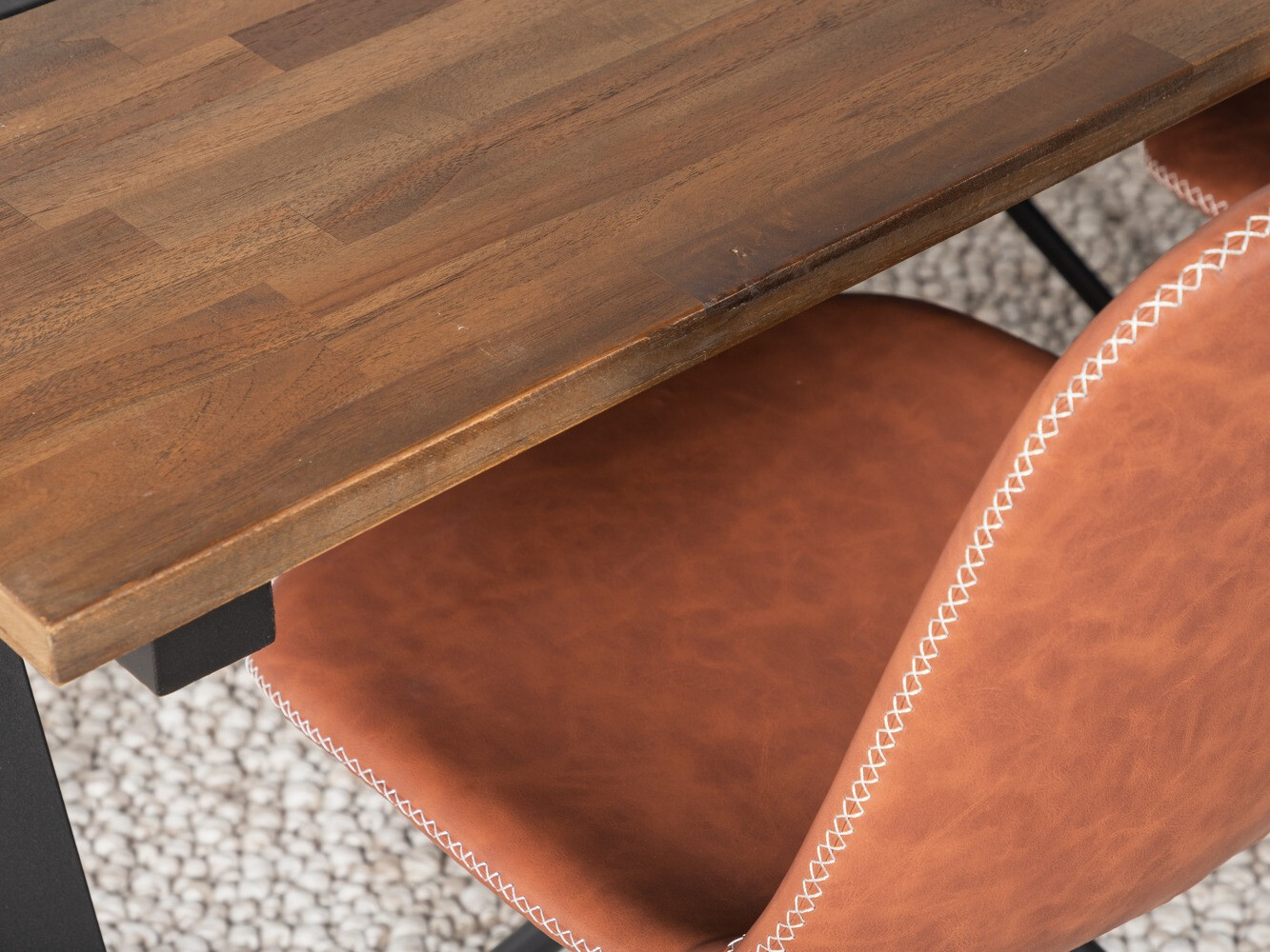 Söögitoakomplekt Dallas 1938 (Must + Pruun)