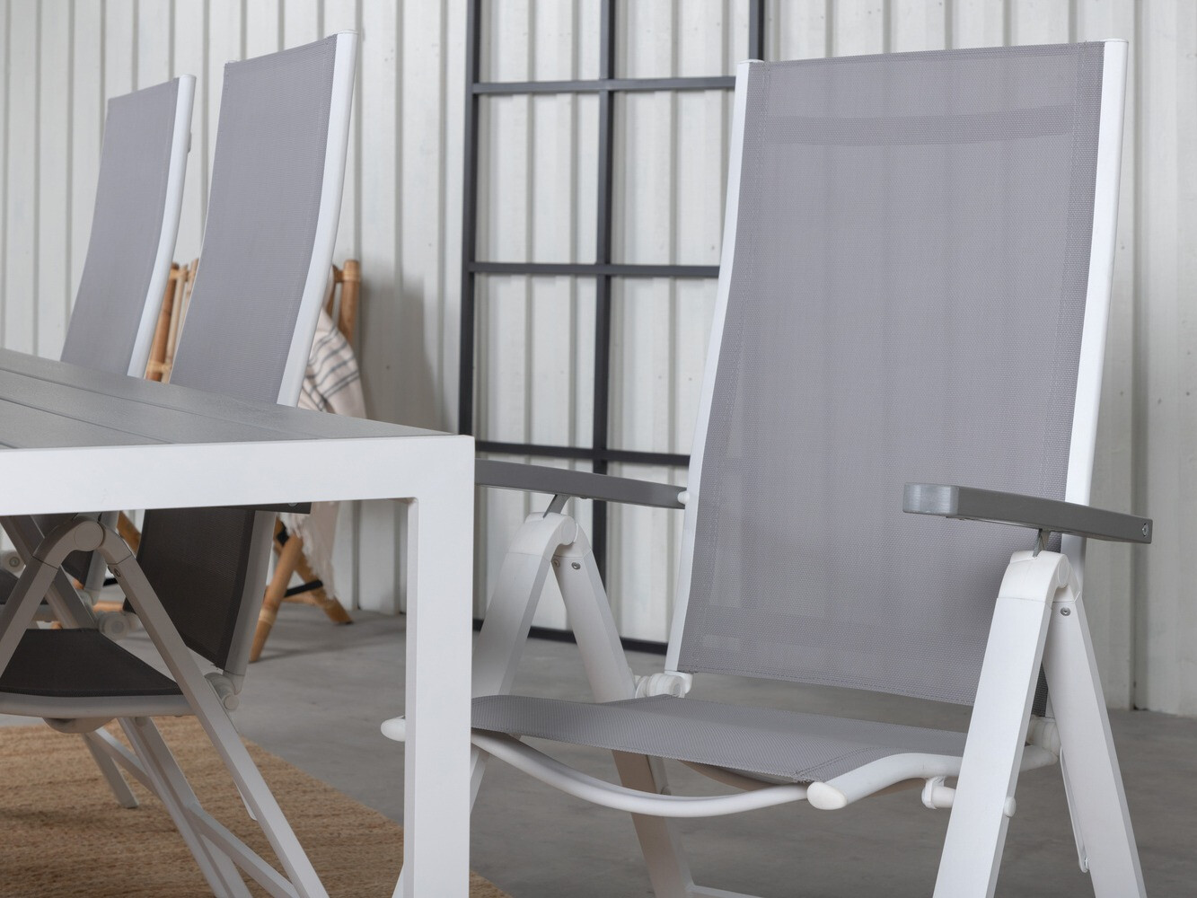 Laua ja toolide komplekt Dallas 704