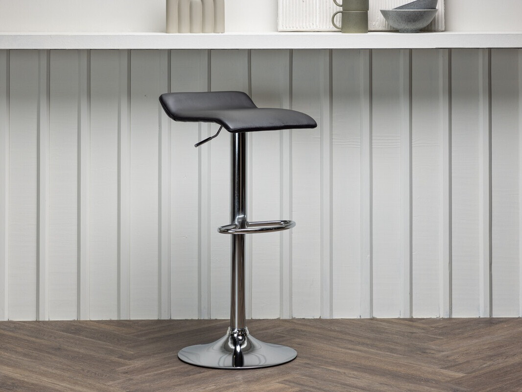 Baaritool Dallas 3884