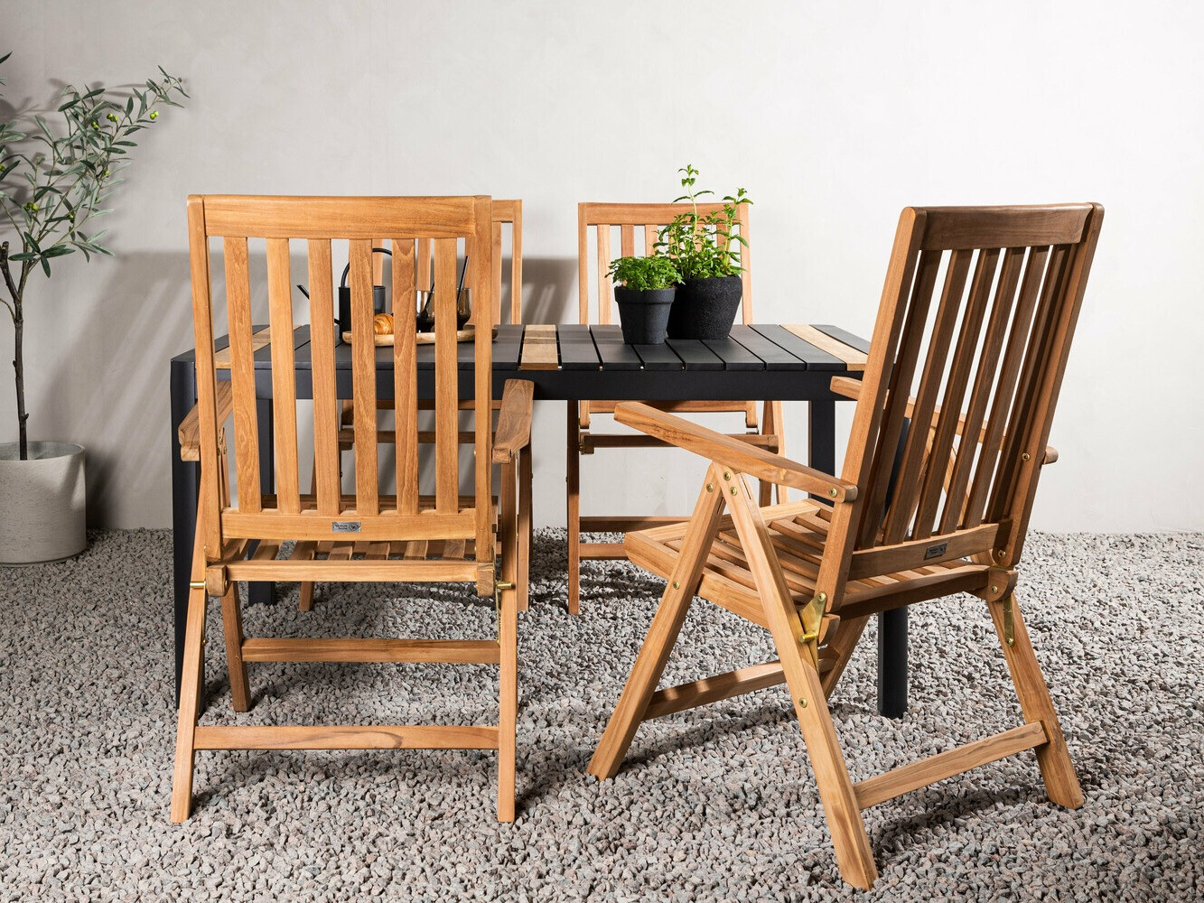 Laua ja toolide komplekt Dallas 4090 (Must + Pruun)