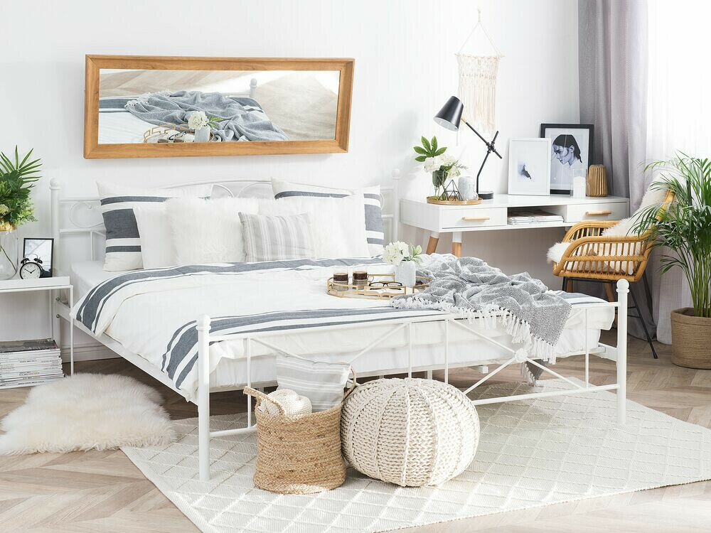 Voodi Berwyn 817 (Valge)