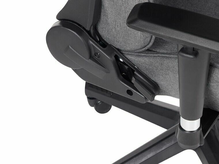 Mänguritool Berwyn 936 (Tumehall)