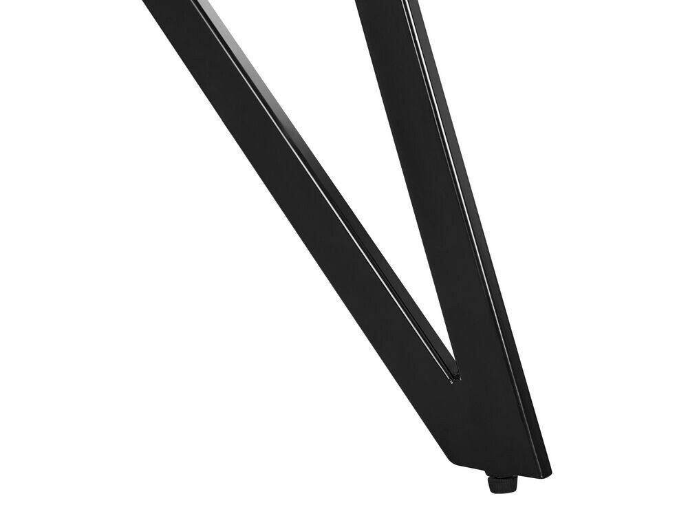 Laud Berwyn 1192 (Must + Betoon)