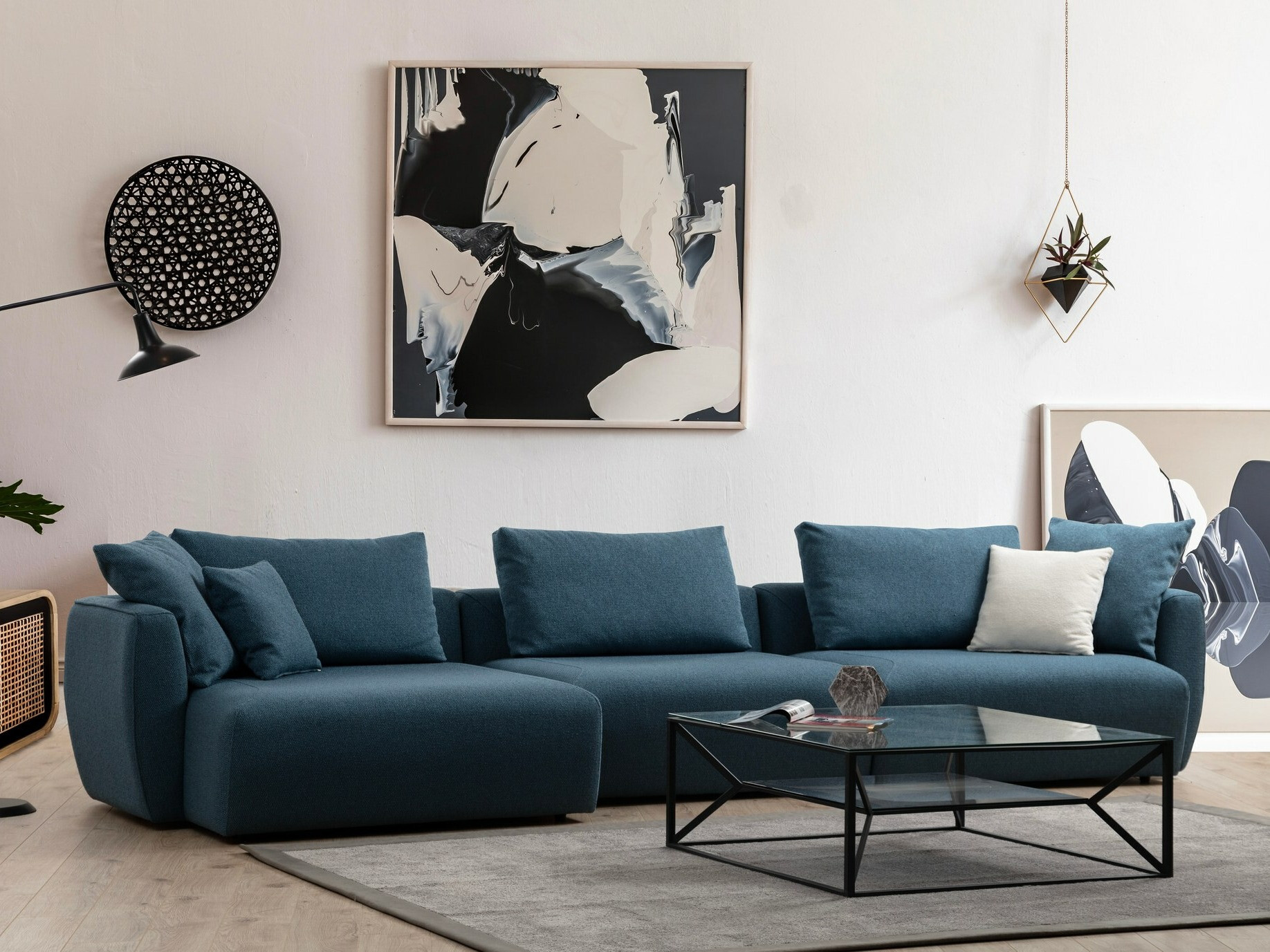 Nurgadiivan Altadena 418