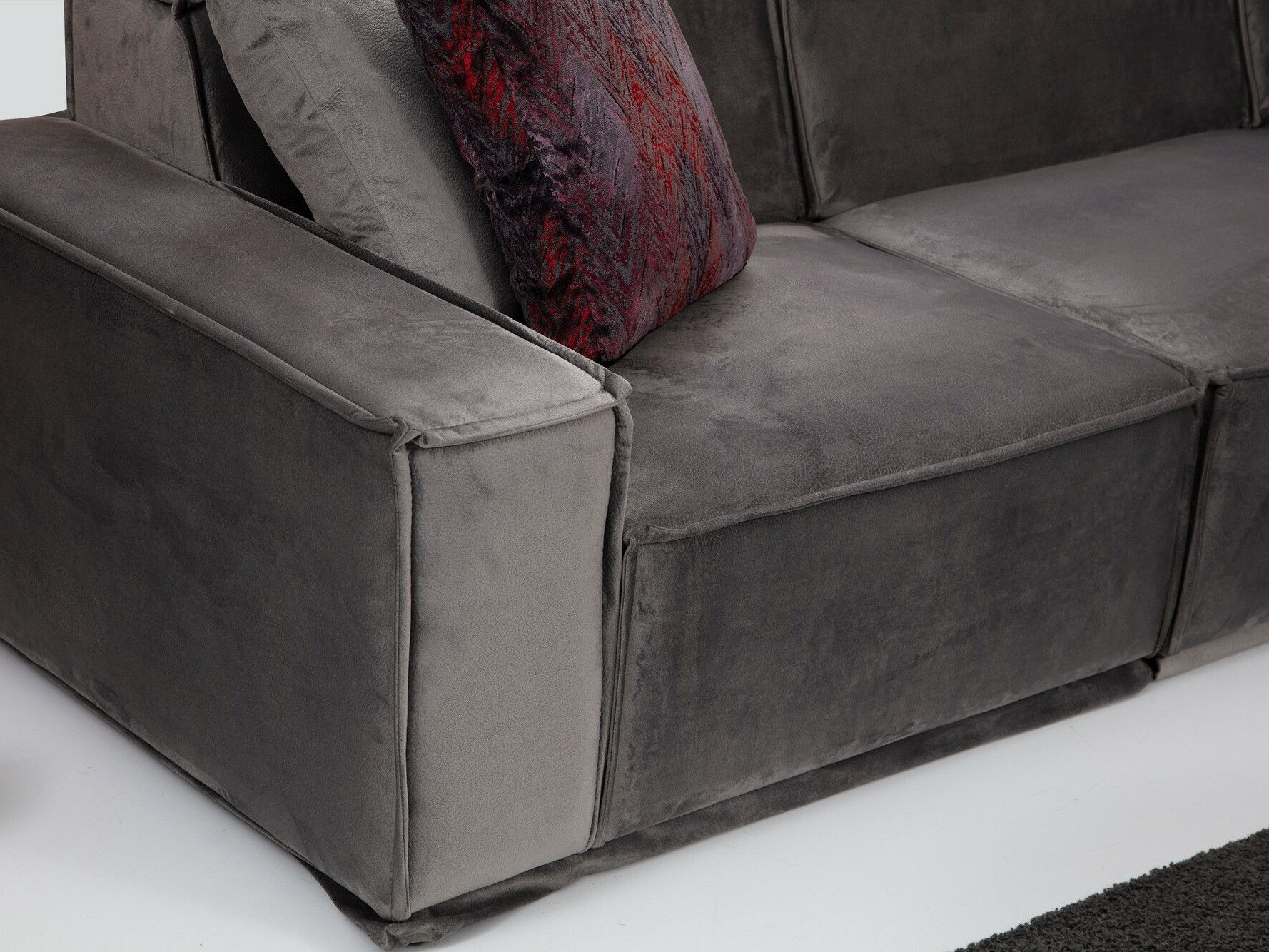 Mooduldiivan Ferliva 101