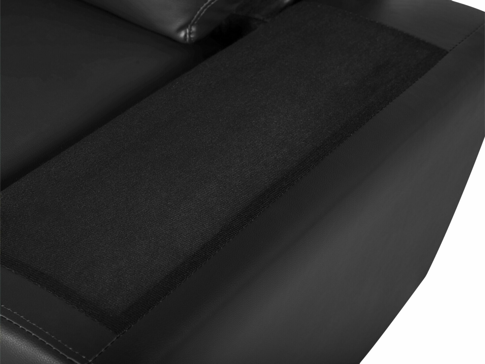 Diivan Berwyn 1325 (Must)