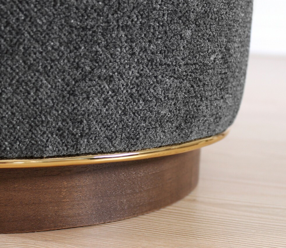 Tumba Altadena 472 (Hall)