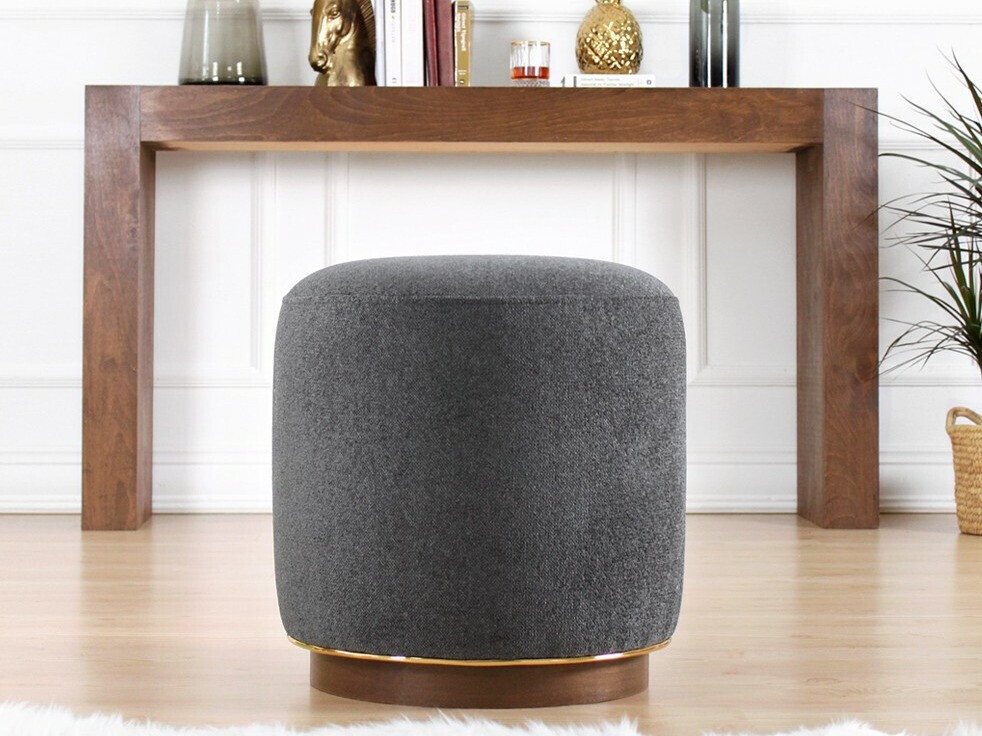 Tumba Altadena 472 (Hall)