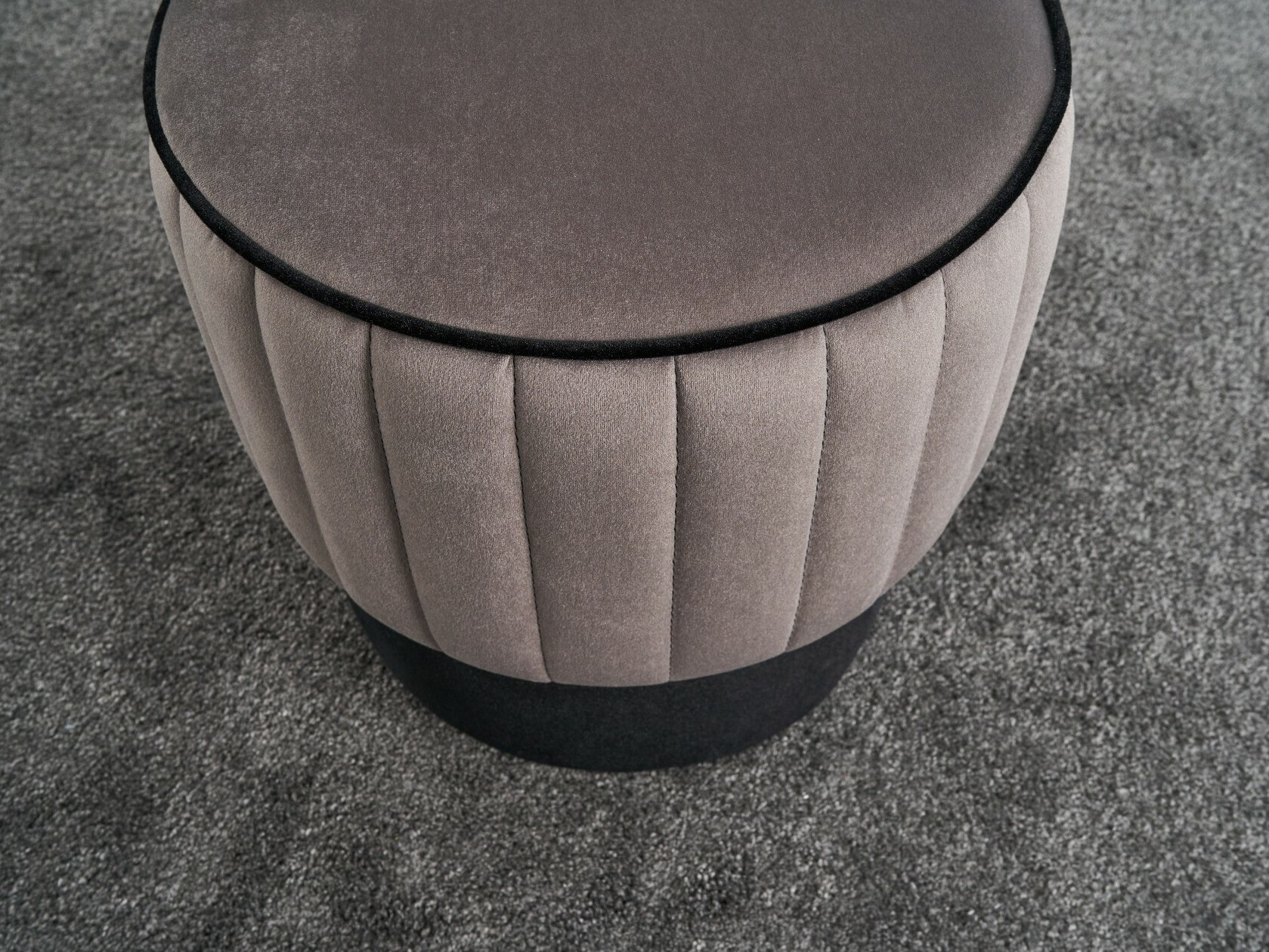 Tumba Altadena 518 (Hall)