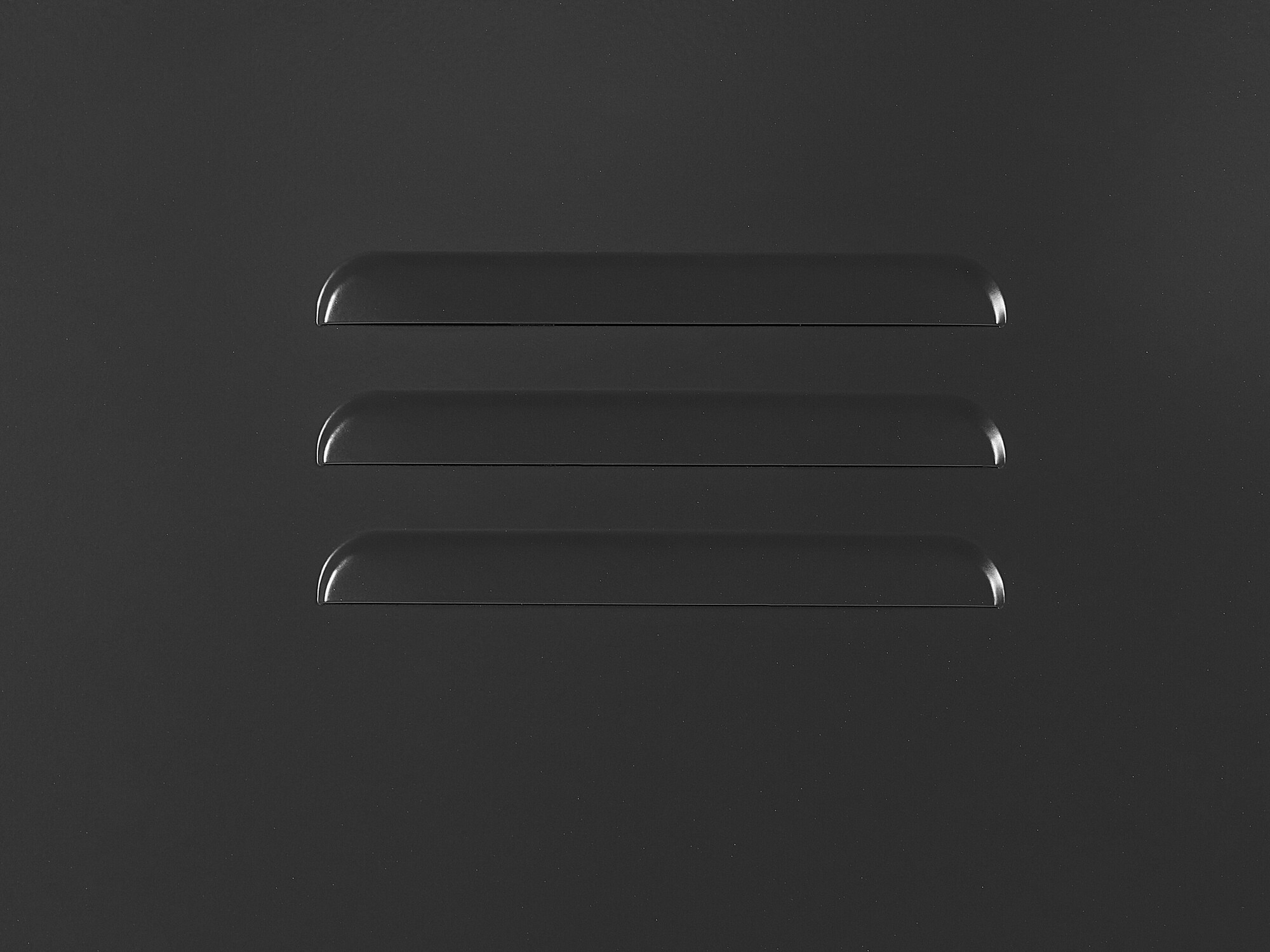 Riiul Berwyn 1527 (Must)