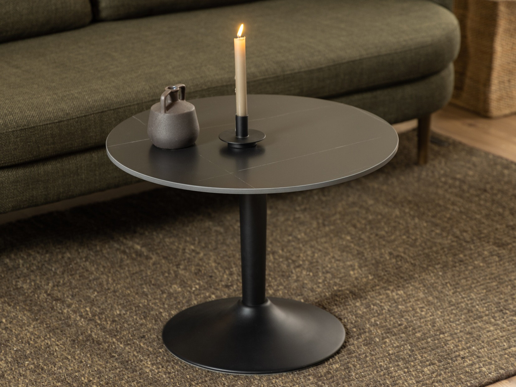 Diivanilaud Norsica 742 (Must marmor)