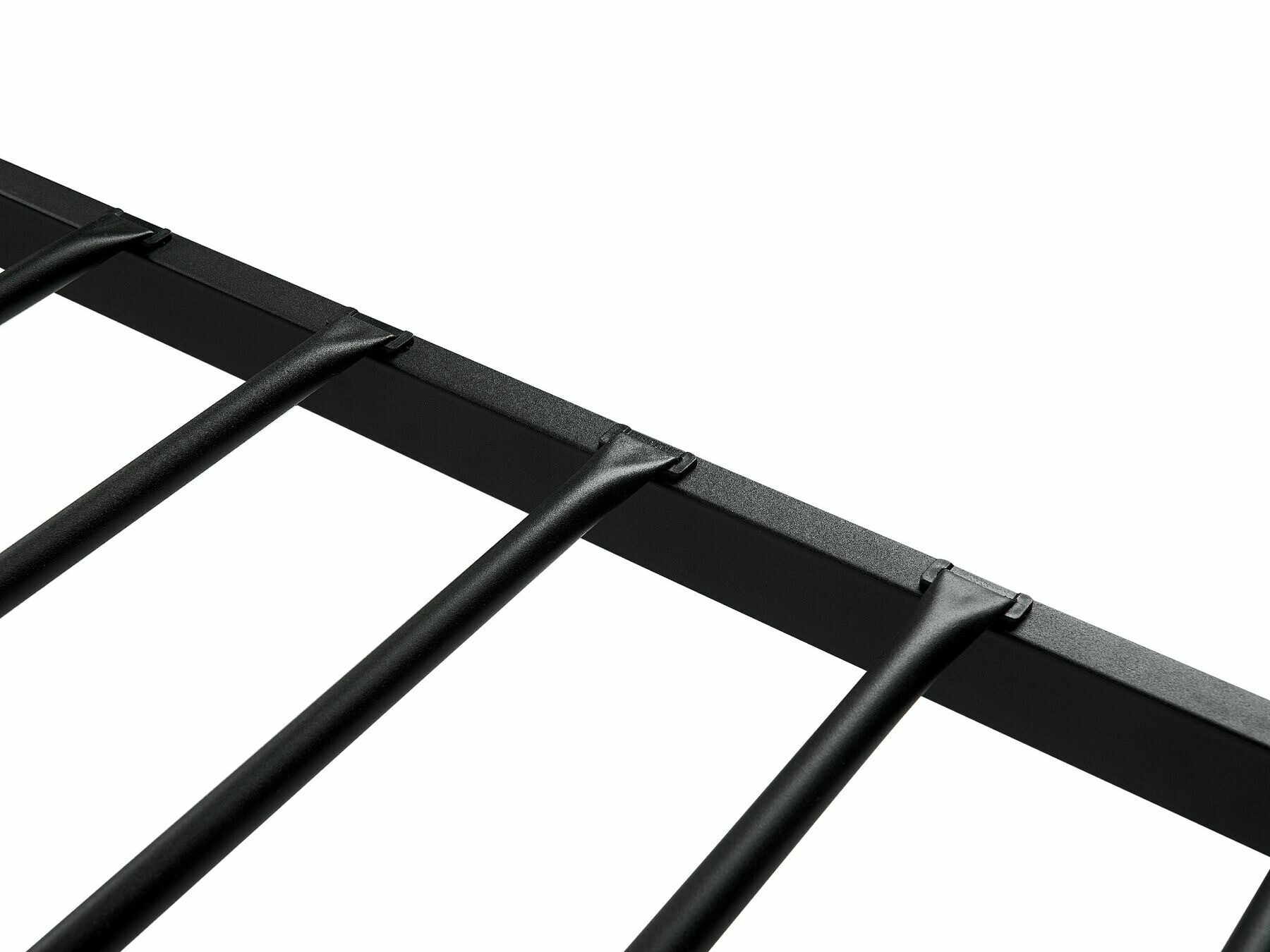 Voodi Berwyn 2016 (Must)