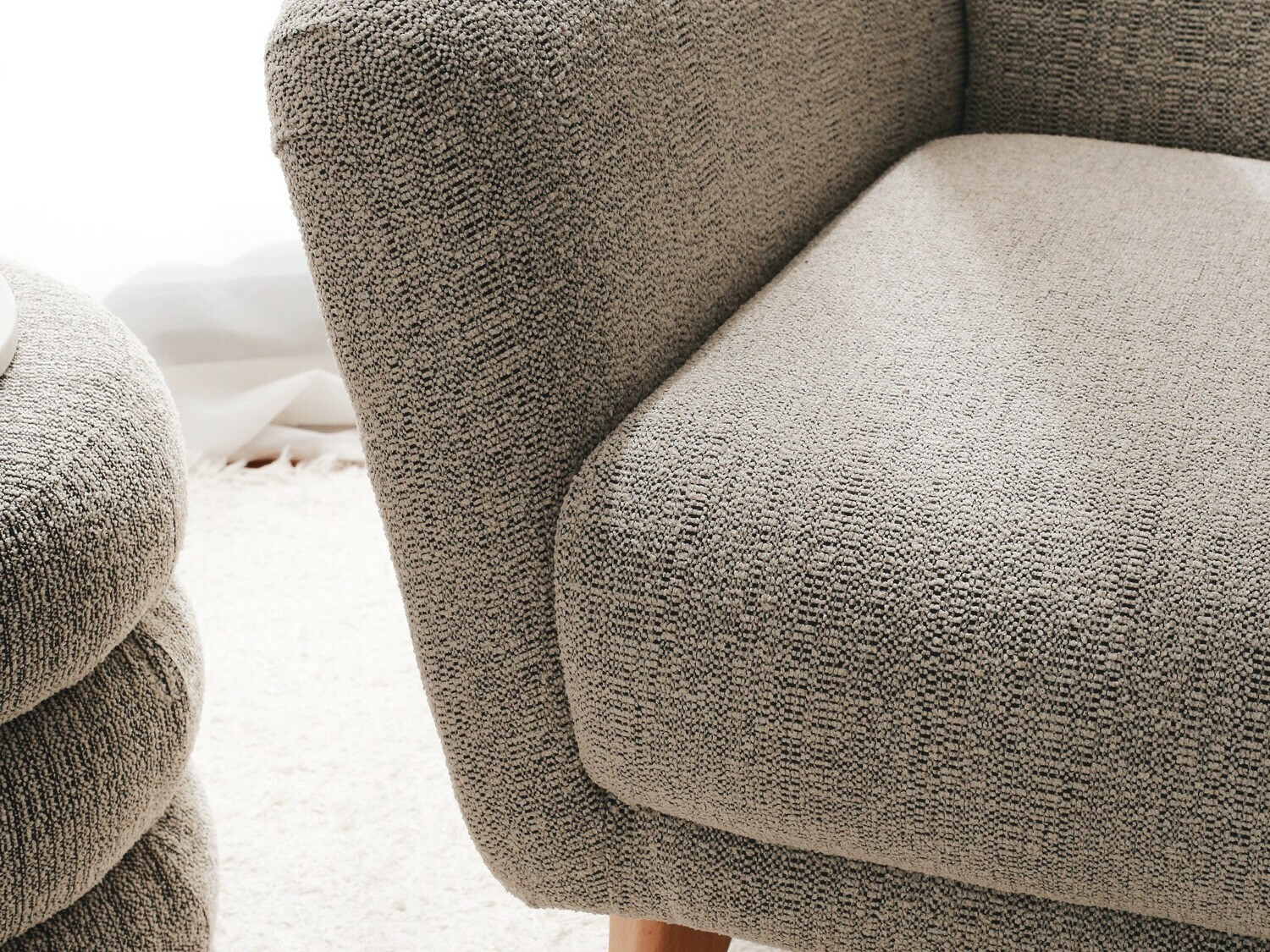 Tugitool Altadena 541 (Hall)