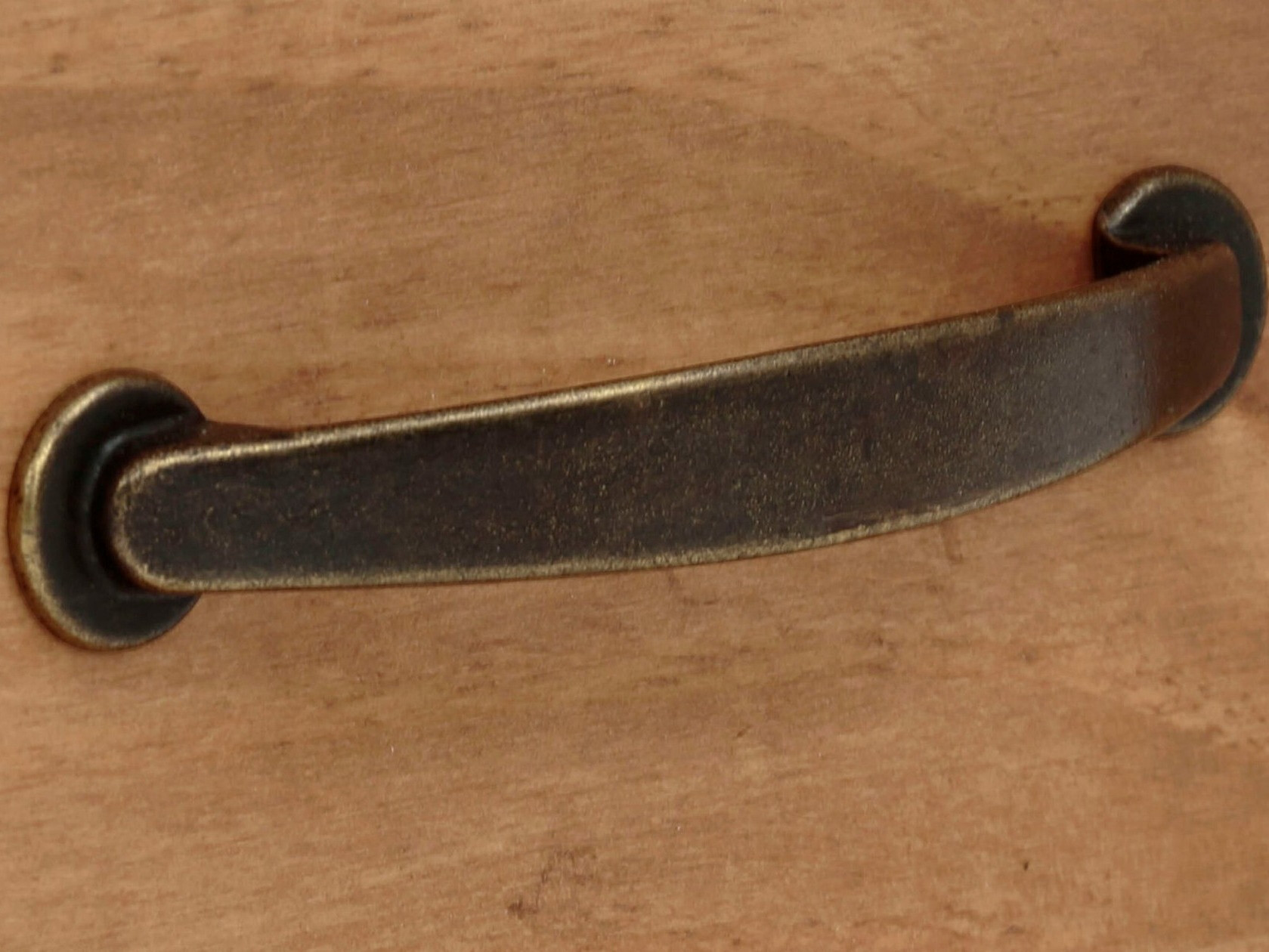 TV-alus Tolelio 122 (Roheline + Mänd)