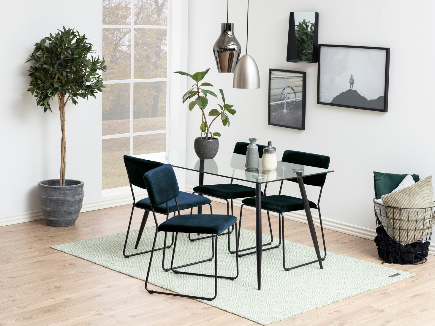 Söögitoakomplekt Norsica 557 (Tumesinine + Must)