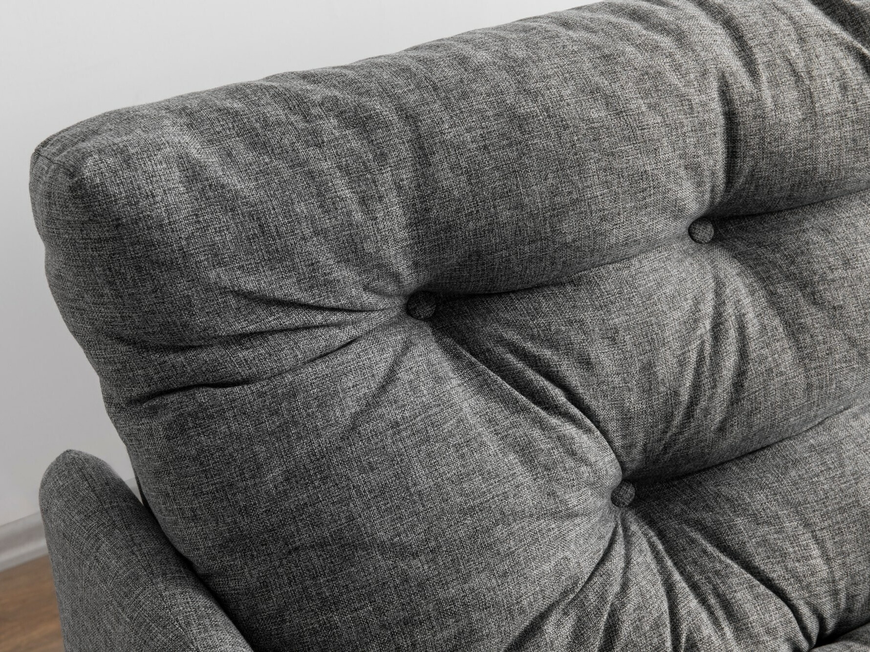 Diivanvoodi Altadena 554 (Hall)