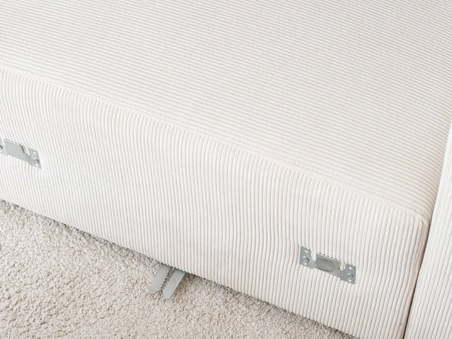 Nurgadiivan Altadena 561