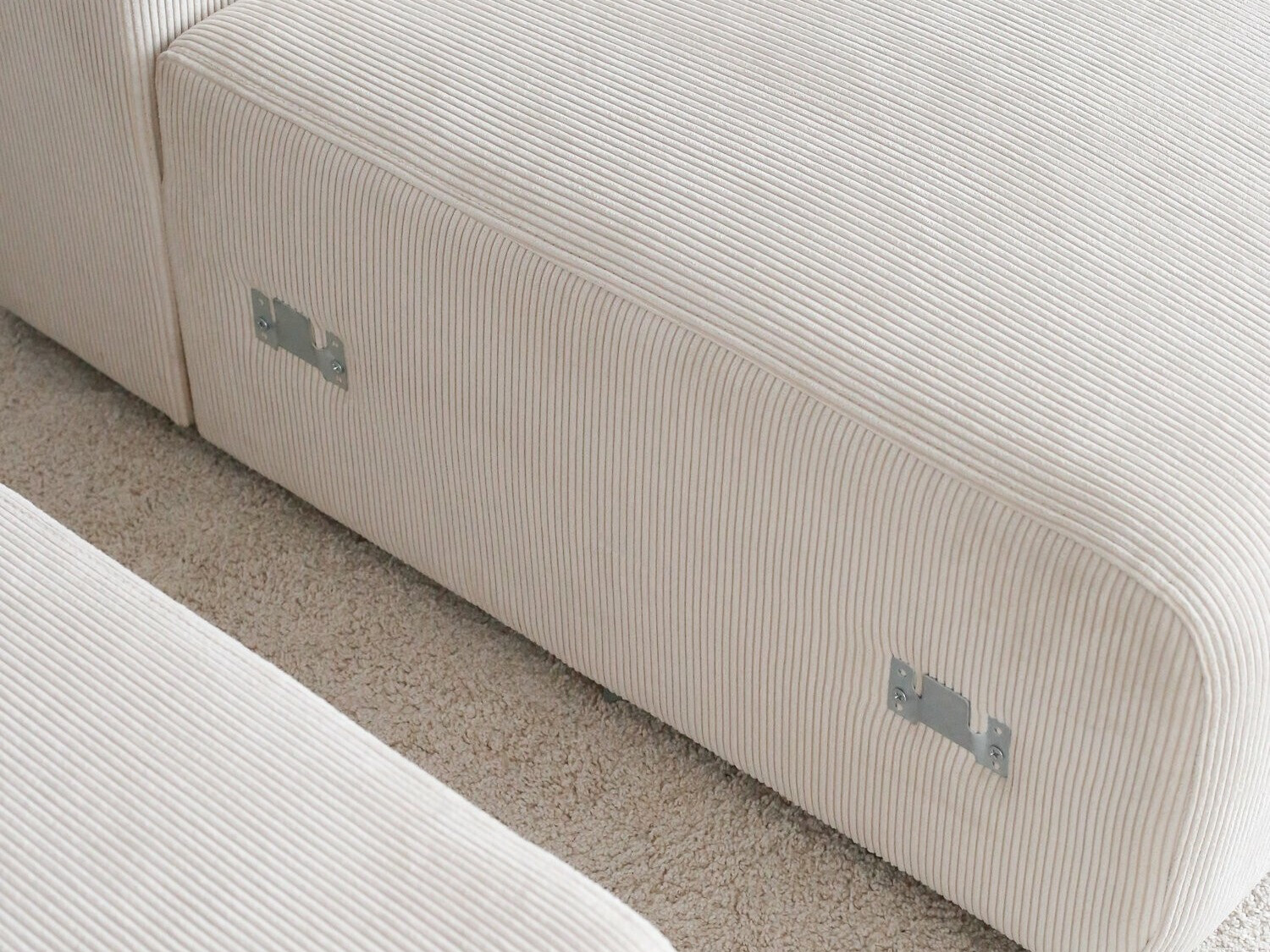 Nurgadiivan Altadena 562