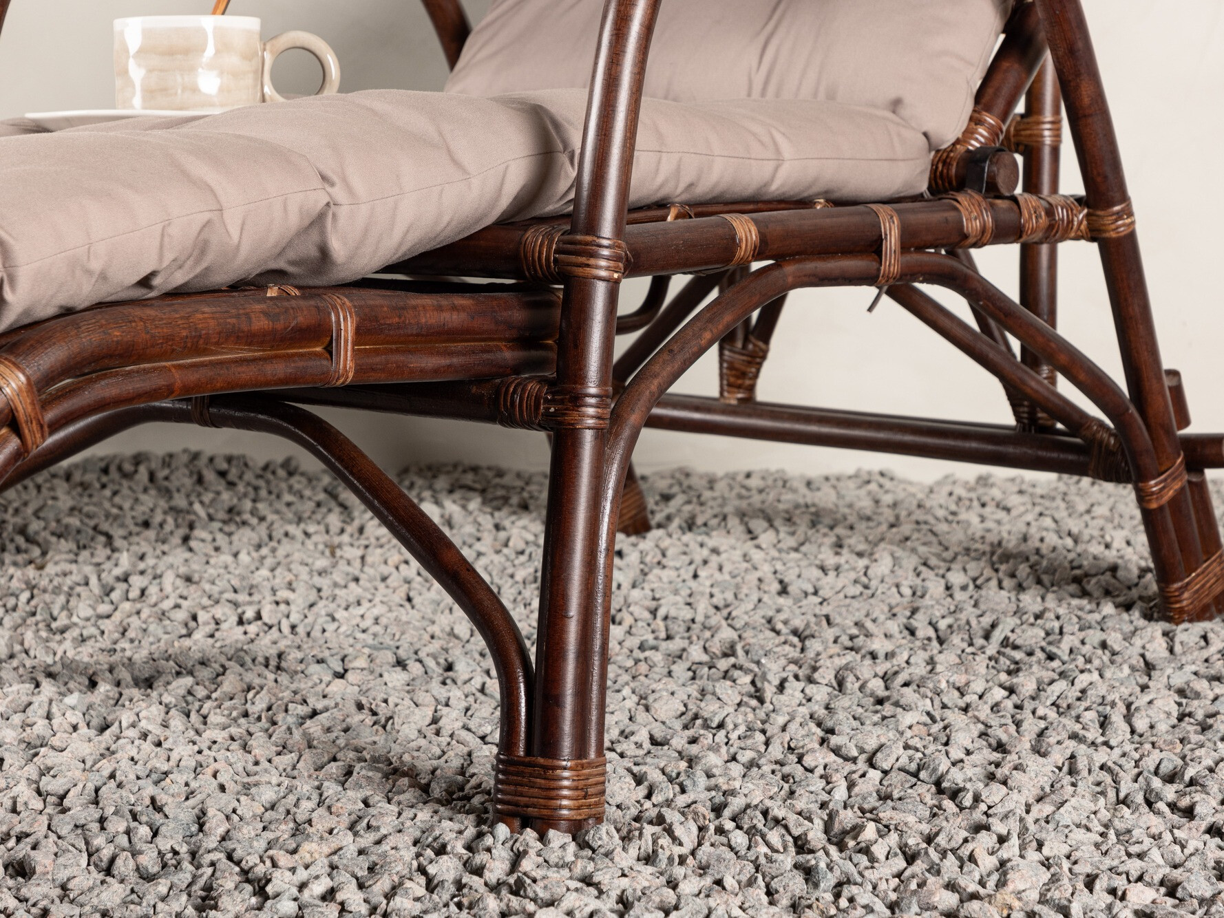 Lamamistool Dallas 4378