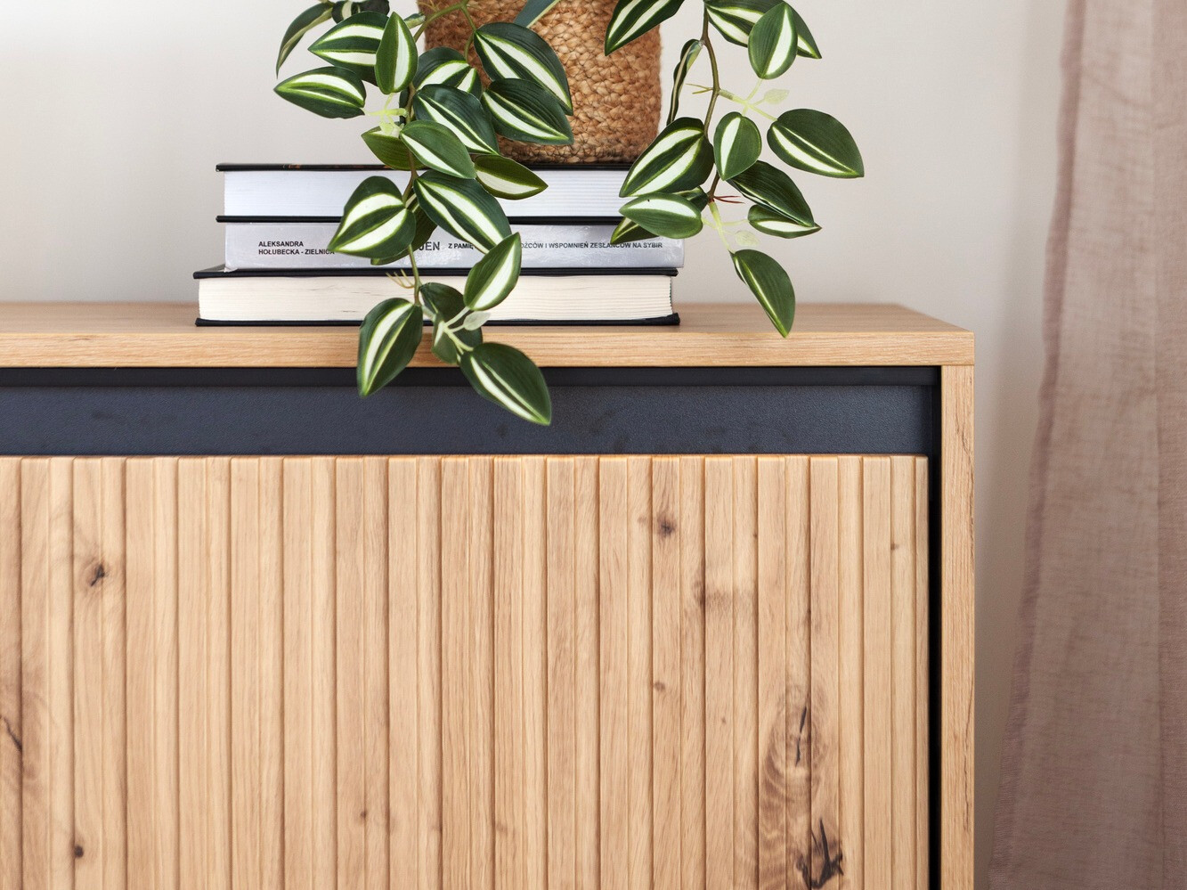 TV-alus Fernolu 104 (Artisan tamm + Must)