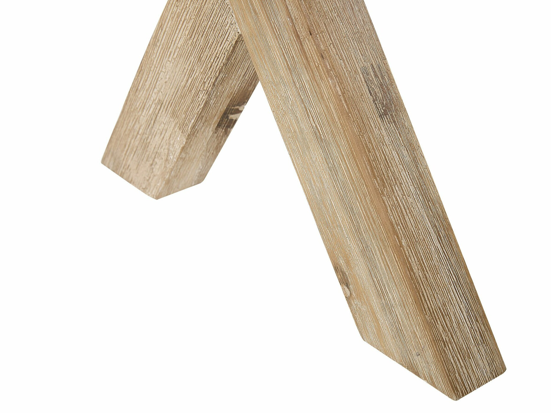 Aiapink Nolsoro 102 (Hall)