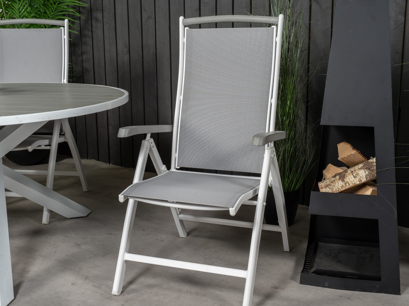 Laua ja toolide komplekt Dallas 2347 (Hall + Valge)